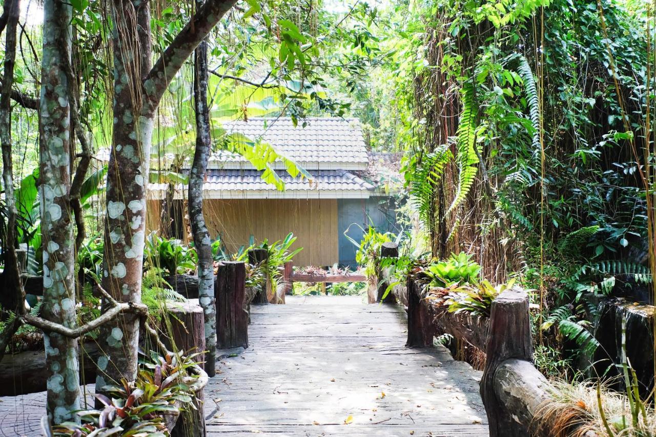 טראנג Oyo 604 Ruen Mai Horm Resort מראה חיצוני תמונה